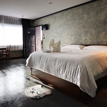 Dselin Boutique Hotel & Nails Nan Exterior photo