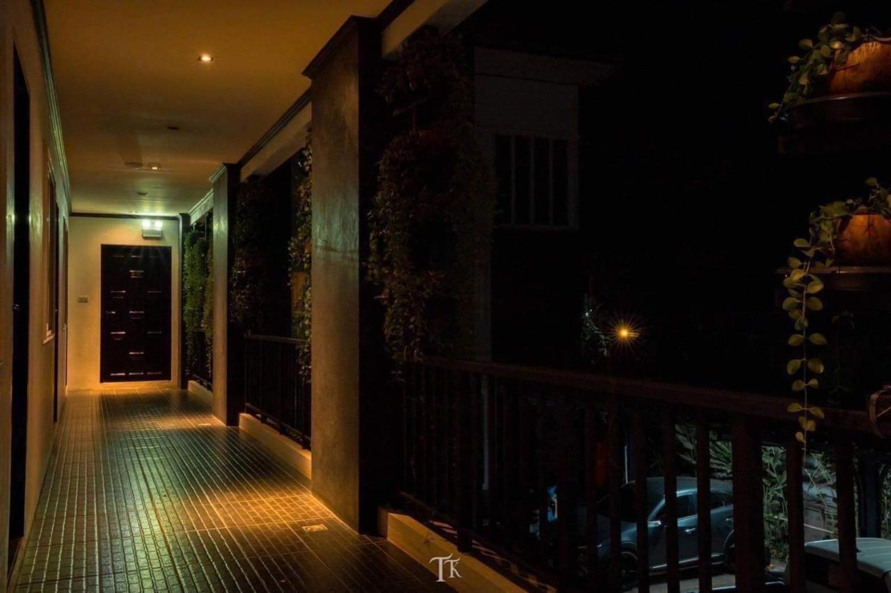 Dselin Boutique Hotel & Nails Nan Exterior photo